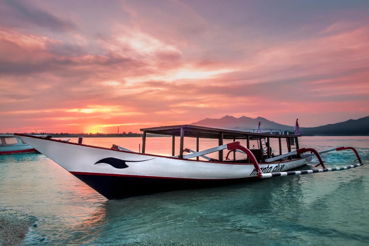 Manta Dive Gili Trawangan Resort Luaran gambar